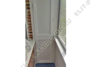 Фото № 265. г. Москва, ул. Касаткина, д. 20. Монтаж шкафа под потолок на балконе, фасад ПВХ.