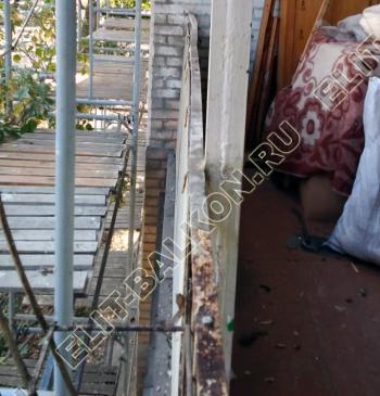 Конечно, на него нельзя было монтировать остекление, даже легкий алюминий