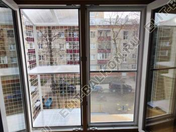 Выгул для кота и сетка Антикот с металлическим полотном. Московская область, г. Лобня, улица Победы. Фото № 326. 