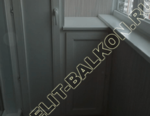 Шкаф с тумбой на балкон