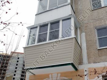 Внешняя отделка балкона сайдингом&nbsp;