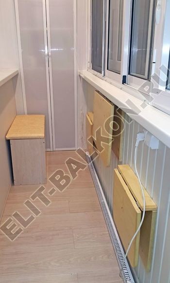 Мебель на балкон фасад распашной Дерево